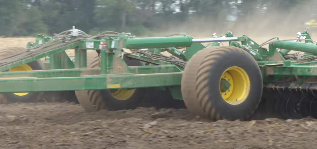 трактор John Deere 9630